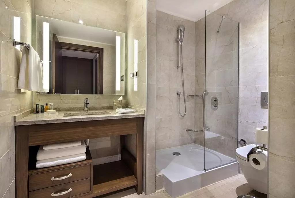 hotel hilton garden inn izmir_shabavizparvaz_14.jpg